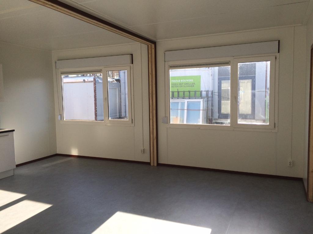 Te Huur Zeer Luxe Woonunit 72m² met 3 slaapkamers, Ophalen