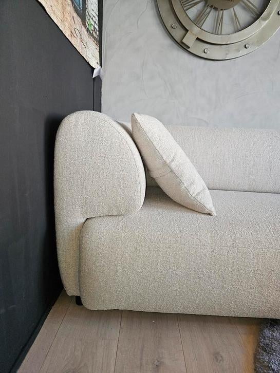 Bank SAKI passe-partout opruiming, Ophalen of Verzenden, Nieuw, Stof