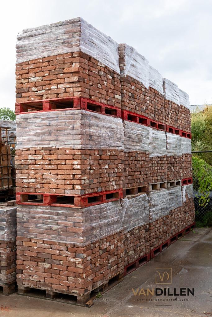 Oude vormbak metsel bakstenen rood bruin 250M2 21.5 x 5.5