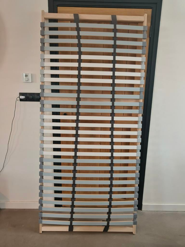 Lattenbodem, Ophalen, 90 cm, Eenpersoons, Zo goed als nieuw