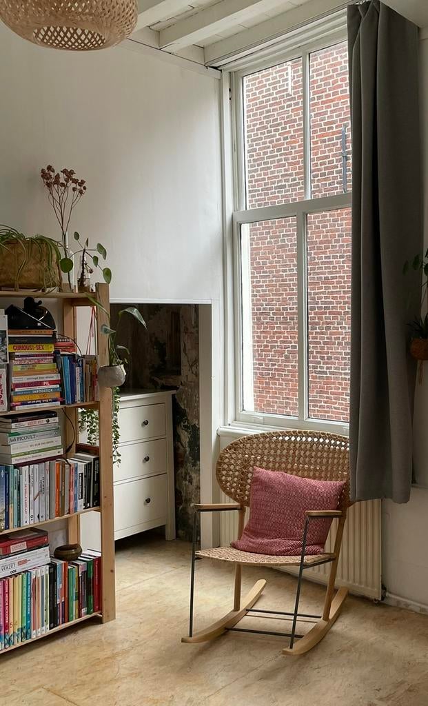 Schommelstoel hout riet 2 stuks, Bruin, Ophalen of Verzenden, Zo goed als nieuw, Eén