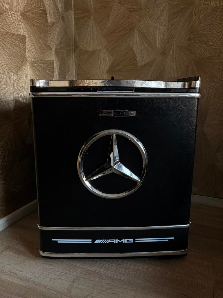Limited edition MERCEDES koelkast, Ophalen of Verzenden, Zo goed als nieuw