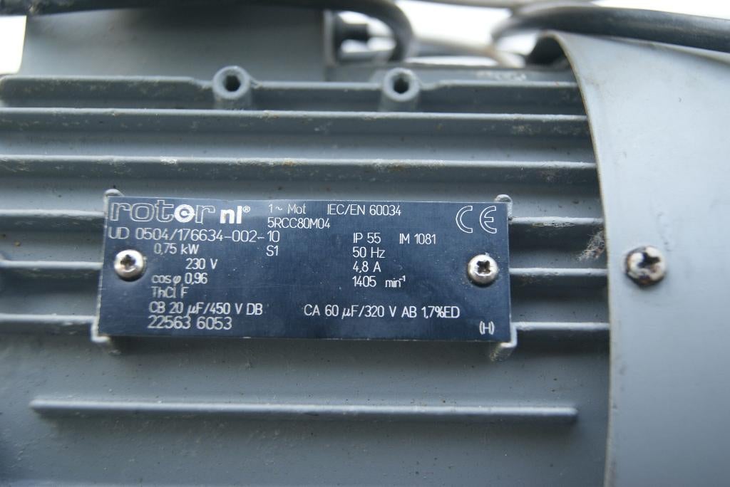 230V motor merk Rotor, 1pk 1405 t/m, Doe-het-zelf en Verbouw, Motoren, Ophalen of Verzenden, Zo goed als nieuw, Elektromotor, 1400 tot 1800 rpm