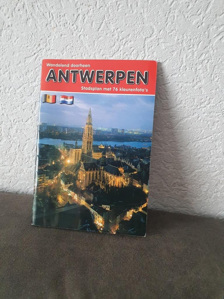 Antwerpen Reisgids, Boeken, Ophalen of Verzenden, Zo goed als nieuw, Reisgids of -boek, Benelux