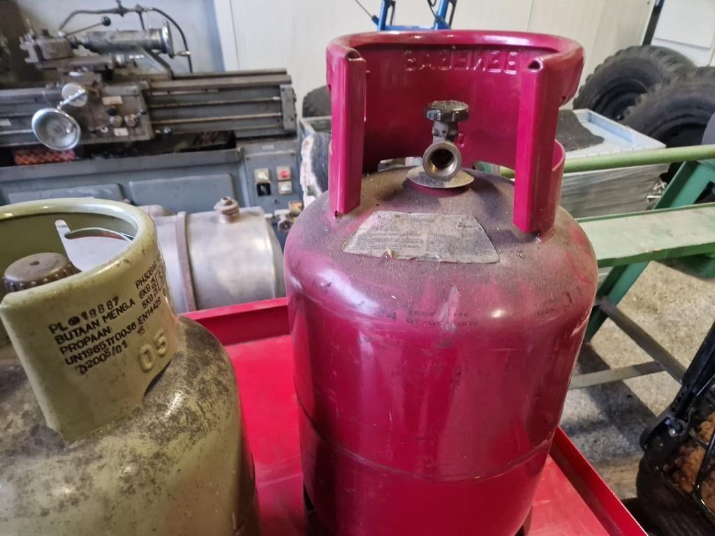 4 x oude gasfles, Ophalen, Gebruikt, Gas, Gas