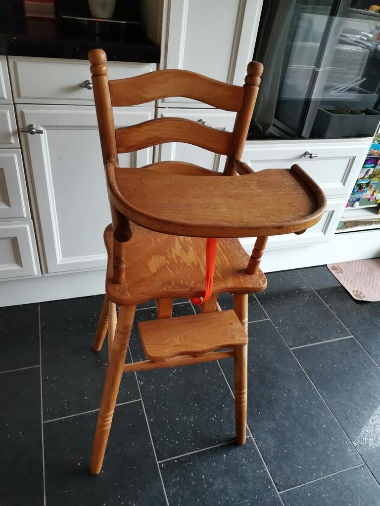 Bopita Houten kinderstoel met eetblad, Kinderen en Baby's, Ophalen of Verzenden, Gebruikt, Overige typen, Gordel(s)