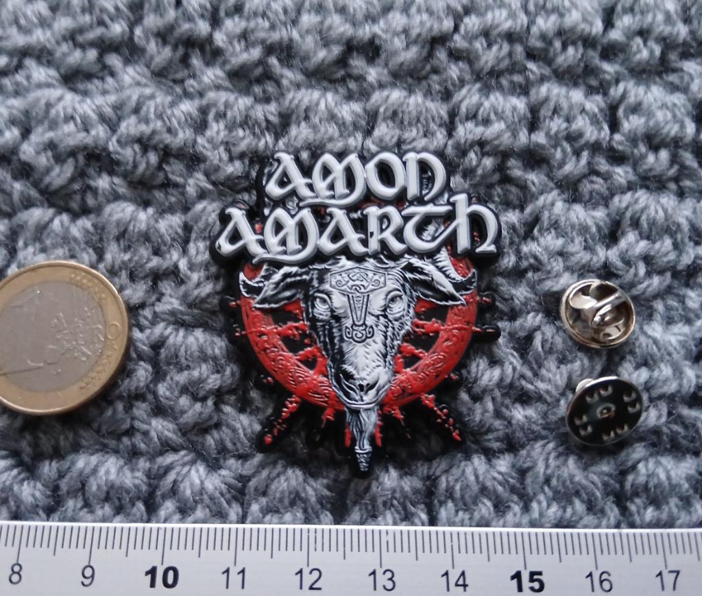 Amon Amarth 3d goat pin speld badge épingle alfiler  metal, Verzenden, Nieuw, Overige typen