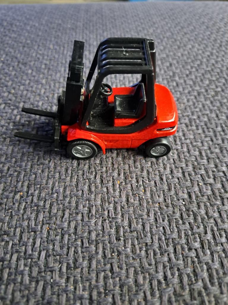 Siku heftruck model vg245, Hobby en Vrije tijd, Gebruikt, West germany, Overige typen, N.b