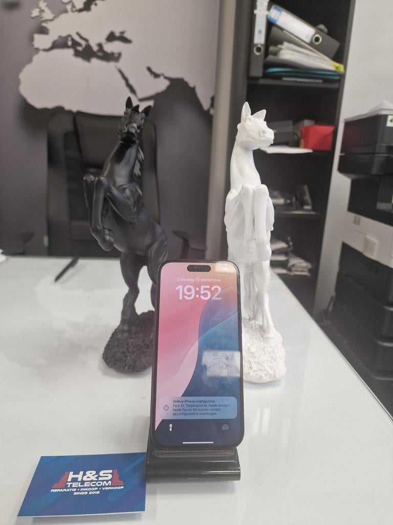 iPhone 15 - Zwart - 2 jaar garantie gebruik schade 128 GB, 128 GB, Zwart, Ophalen of Verzenden, Zo goed als nieuw