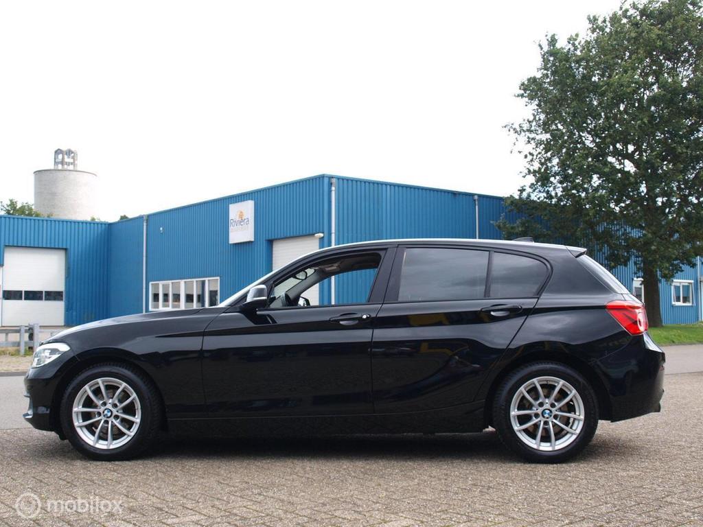 BMW 1-serie 118i Xenon/led Clima Cruise Pdc Apk 03.27 Stoelv, Auto's, BMW, 1-Serie, Gebruikt, Zwart, Zwart