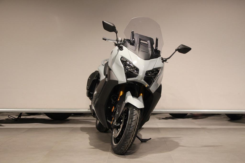 Yamaha T-MAX 560 TECH MAX (bj 2026), Motoren, Motoren | Yamaha, Scooter, Klantenservice@yamaha-motor.nl, Koolhovenlaan 101
1119 NC  Schiphol-Rijk, NL