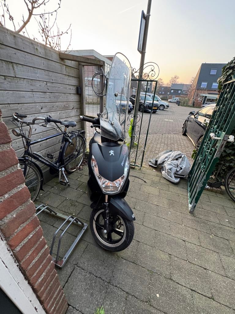 Peugeot Kisbee Scooter rs 4t, Ophalen, Gebruikt, Overige modellen, Maximaal 45 km/u