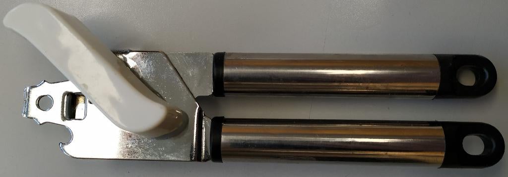 Te Koop: Een blikopener.  , Ophalen of Verzenden, Gebruikt