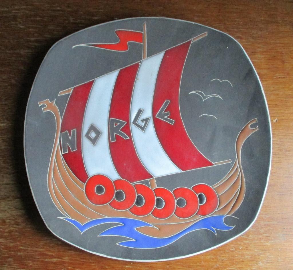 Norge Viking 1008 wandbord aardewerk Noorwegen noorman, Ophalen of Verzenden