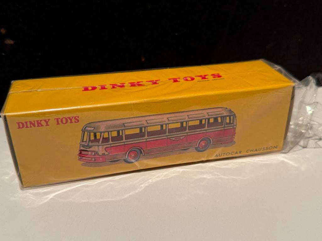 Dinky Toys 29 F Autocar Chausson - Nieuw in doos, Ophalen of Verzenden, Nieuw, Overige typen, Overige merken