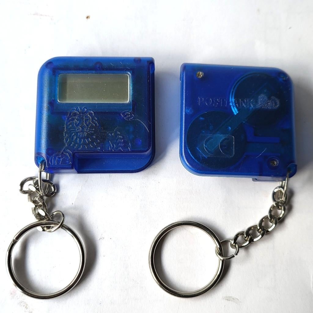 Postbank, nog vintage elektronische apparaten sleutelhanger, Verzamelen, Retro, Overige typen, Ophalen of Verzenden