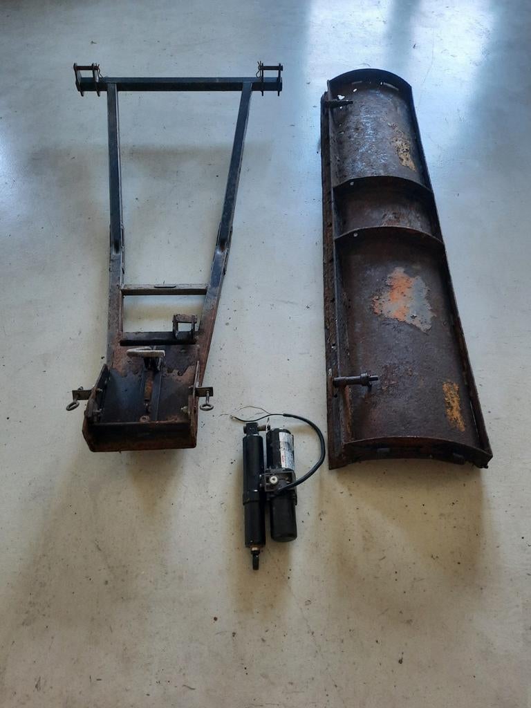 Sneeuwschuif,voerschuif,baggerschuif 1.80m hydraulisch, Ophalen of Verzenden, Gebruikt