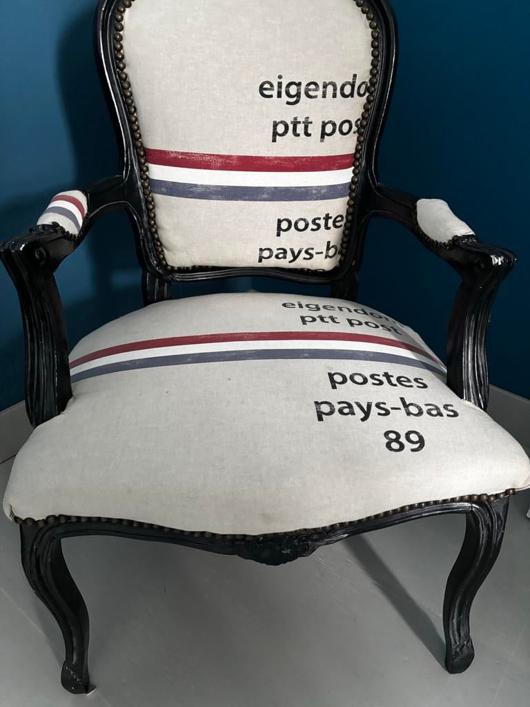 Stoel - Opknapper met PTT Post bekleding, Ophalen