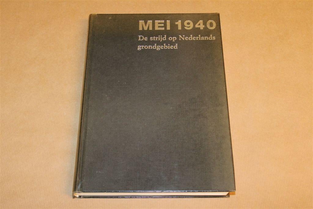 Mei 1940 — Duitse Invasie & Strijd in Nederland, Boeken, Ophalen of Verzenden, Tweede Wereldoorlog, Gelezen, Overige onderwerpen