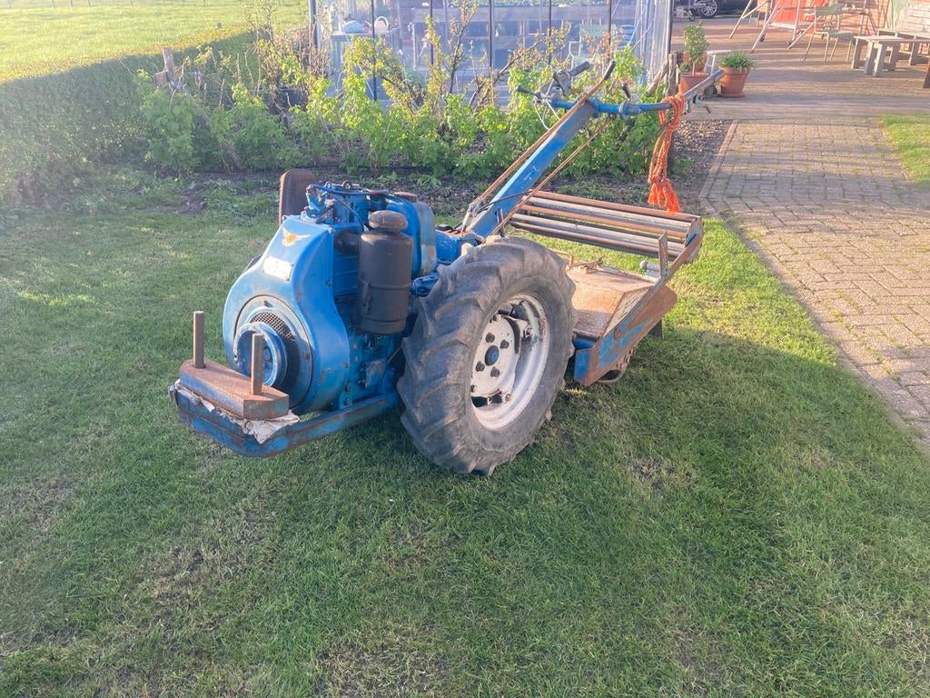 Nibbi Tuinfrees grondfrees diesel lombardini lda820 20pk, Ophalen of Verzenden, Gebruikt