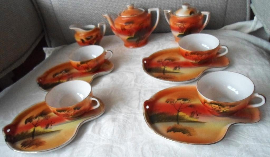 Oud Japans (Kinder)Servies. Eierschaal porselein. 13-delig, Ophalen of Verzenden