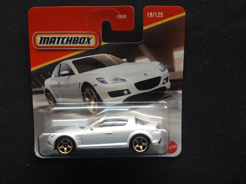 Matchbox Mazda RX-8 wit - Nieuw in blister op kaart, Hobby en Vrije tijd, Modelauto's | Overige schalen, Zo goed als nieuw, Auto