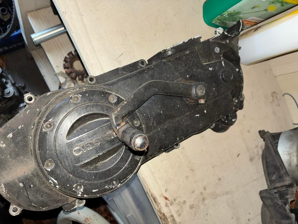 zip 4 takt carterkap, Fietsen en Brommers, Brommeronderdelen | Scooters, Ophalen, Zo goed als nieuw, Blok, Piaggio