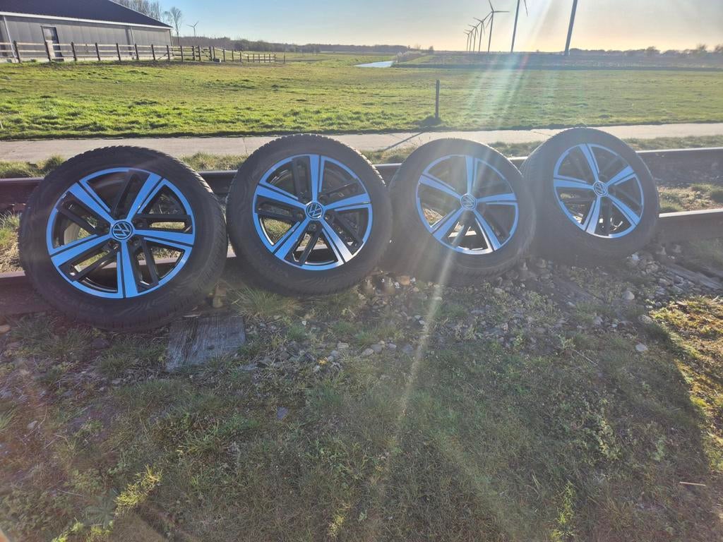 Zeer nette orginele vw caddy velgen, Auto-onderdelen, Banden en Velgen, Banden en Velgen, All Season, 17 inch, 225 mm, Personenwagen
