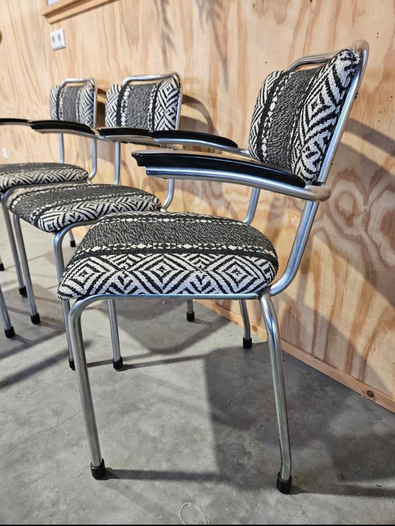 Eetkamerstoelen buisframe, Huis en Inrichting, Stoelen, Ophalen of Verzenden, Zo goed als nieuw, Vier