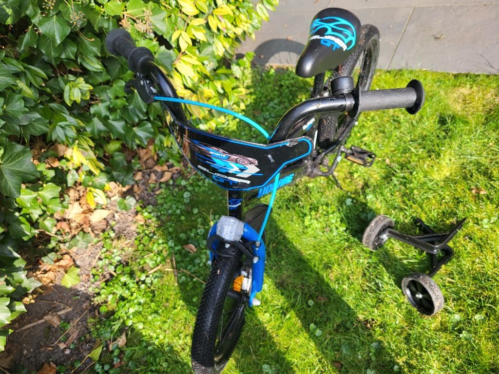 Volare 16 inch jongens fietsje, Fietsen en Brommers, Fietsen | Jongens, Zo goed als nieuw, 16 inch, Handrem, Ophalen