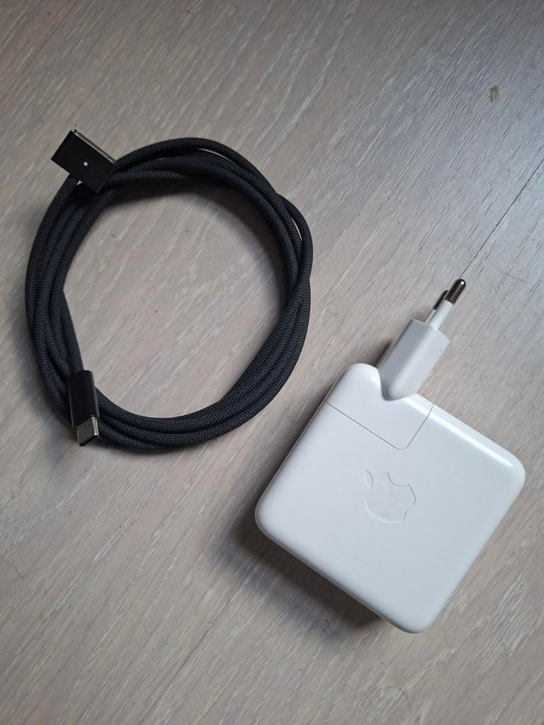 MacBook 70W USB-C Power Adapter met kabel, Computers en Software, Ophalen of Verzenden, Zo goed als nieuw, Apple