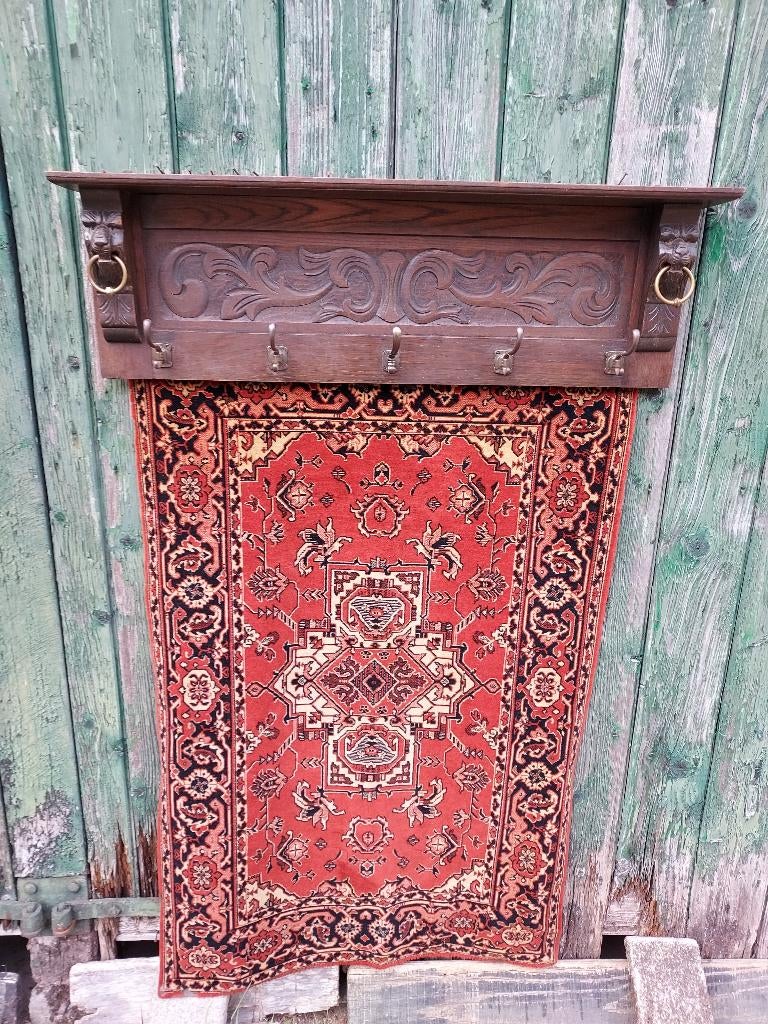 Mechelse kapstok + kleed, 5 haken, snijwerk eikenbladeren., Ophalen of Verzenden