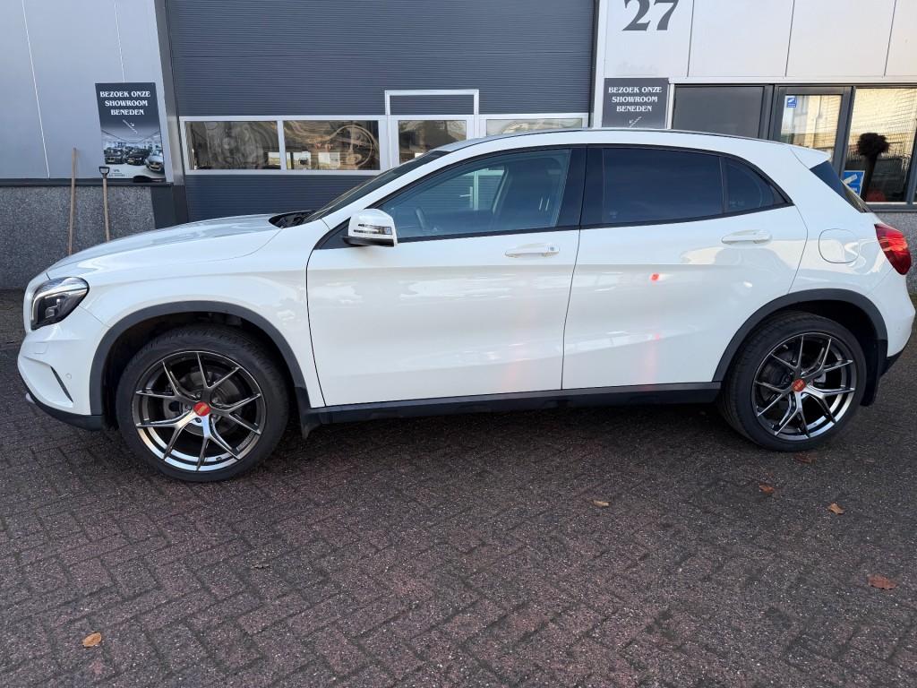 Mercedes-benz GLA-KLASSE 180 AMBITION  , nette staat,stoel v, Automaat, Gebruikt, Euro 6, 4 cilinders