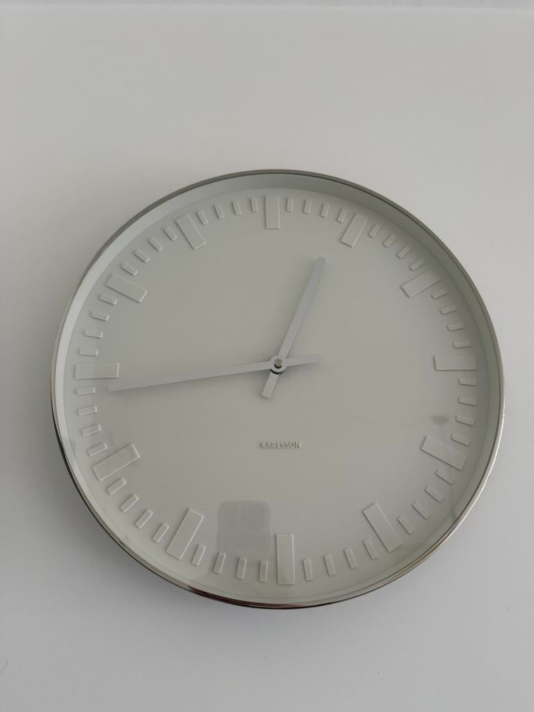 Karlsson wandklok wit, Ophalen, Zo goed als nieuw, Analoog, Wandklok