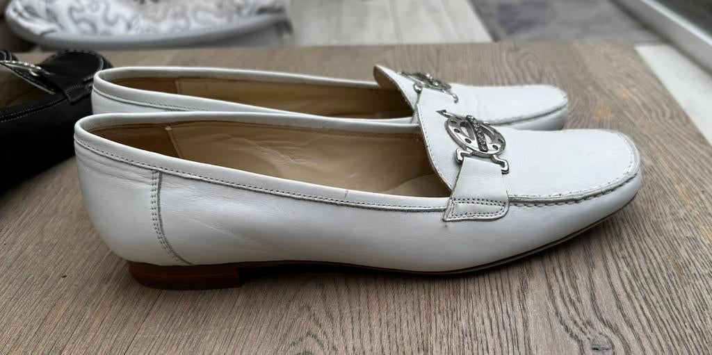 Mooie witte leten instappers RAVELLI m 39 NIEUW, Kleding | Dames, Schoenen, Nieuw, Ophalen of Verzenden, Wit, Instappers