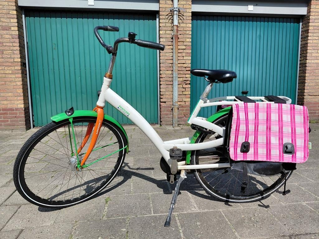 Postcode loterij fiets met fietstassen, Ophalen, Gebruikt