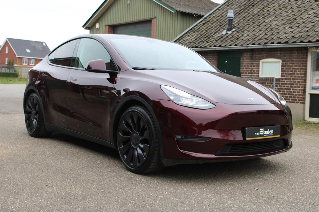 Tesla Model Y LONG RANGE DUAL AWD 75 kWh AUTOPILOT NAVI LEER, Automaat, Gebruikt, 1972 kg, Leder