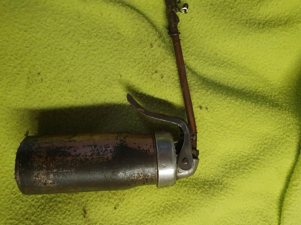 Vintage smeerpot met pompje, Ophalen of Verzenden