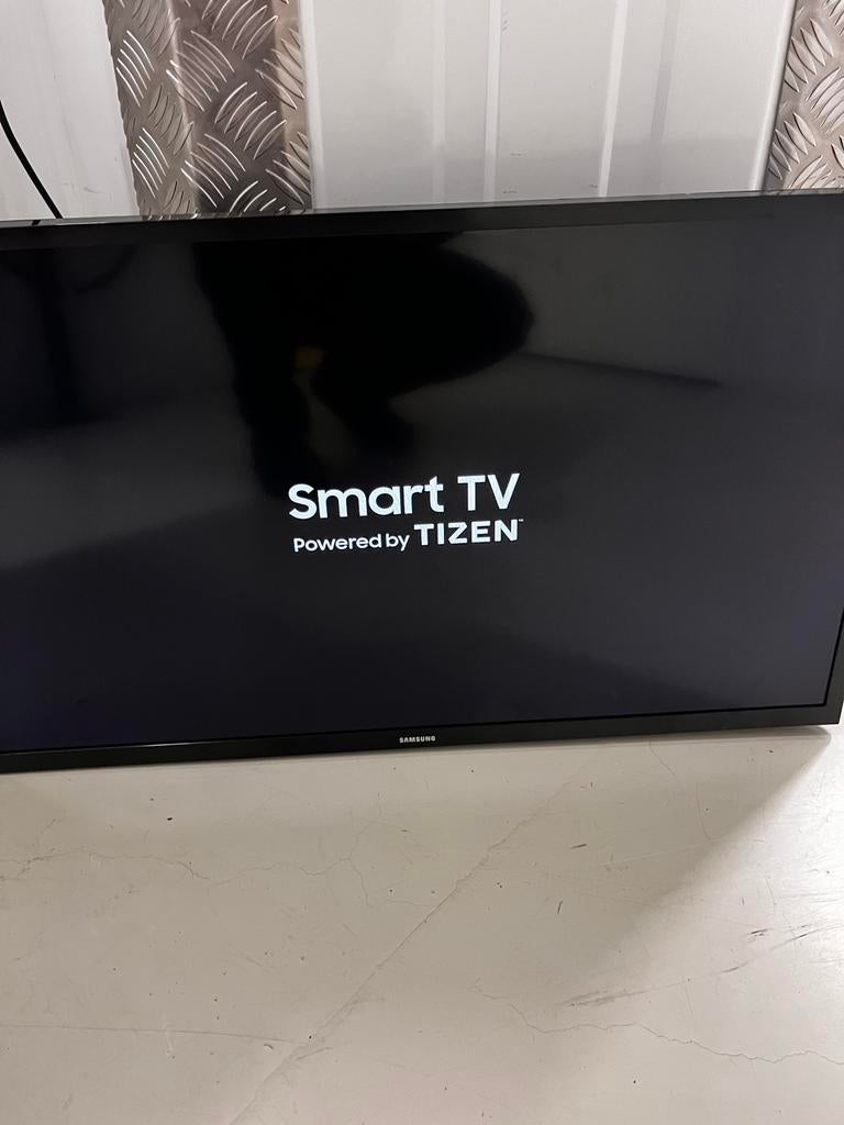 Samsung 32” smart TV, Audio, Tv en Foto, Televisies, Ophalen, 50 Hz, 80 tot 100 cm, Samsung