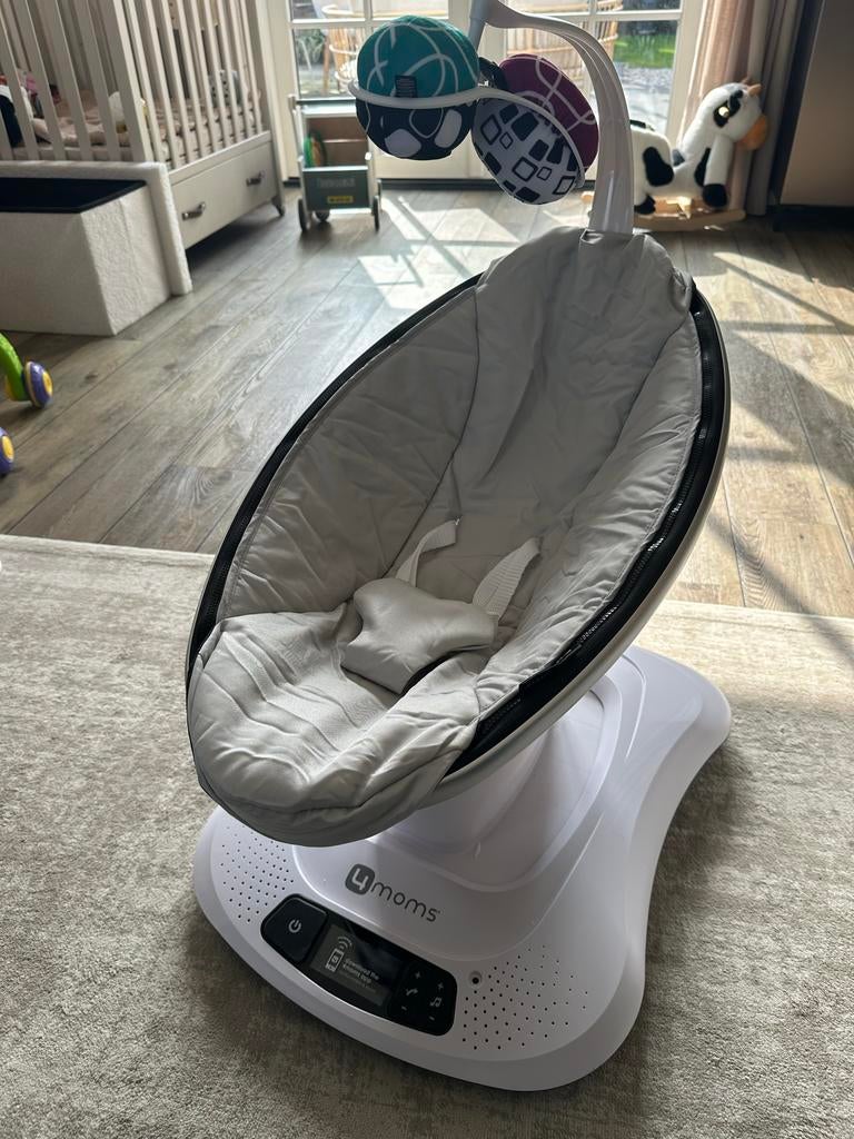 MamaRoo 4 moms, Ophalen of Verzenden, Zo goed als nieuw