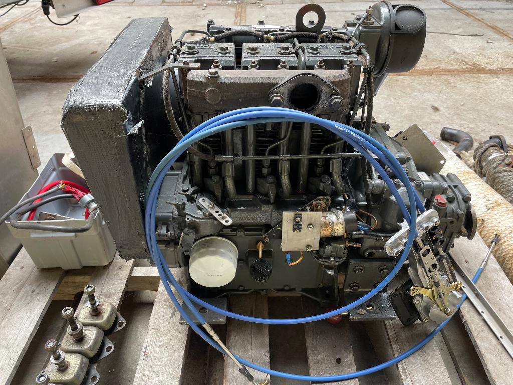 Scheepsmotor, Ophalen, 10 tot 30 pk, Gebruikt, Binnenboordmotor