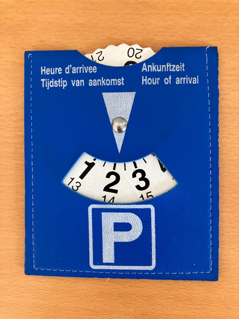 Parkeerschijf in kunststof hoesje  , Ophalen of Verzenden, Gebruikt