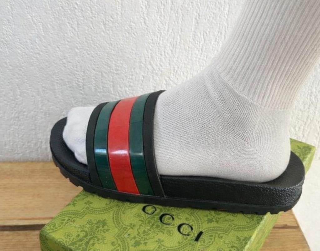 Slippers gucci 41, Ophalen of Verzenden, Nieuw, Zwart