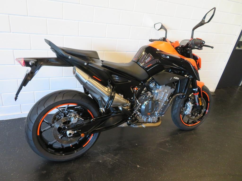KTM DUKE 890 ABS NIEUWSTAAT! - foto 3