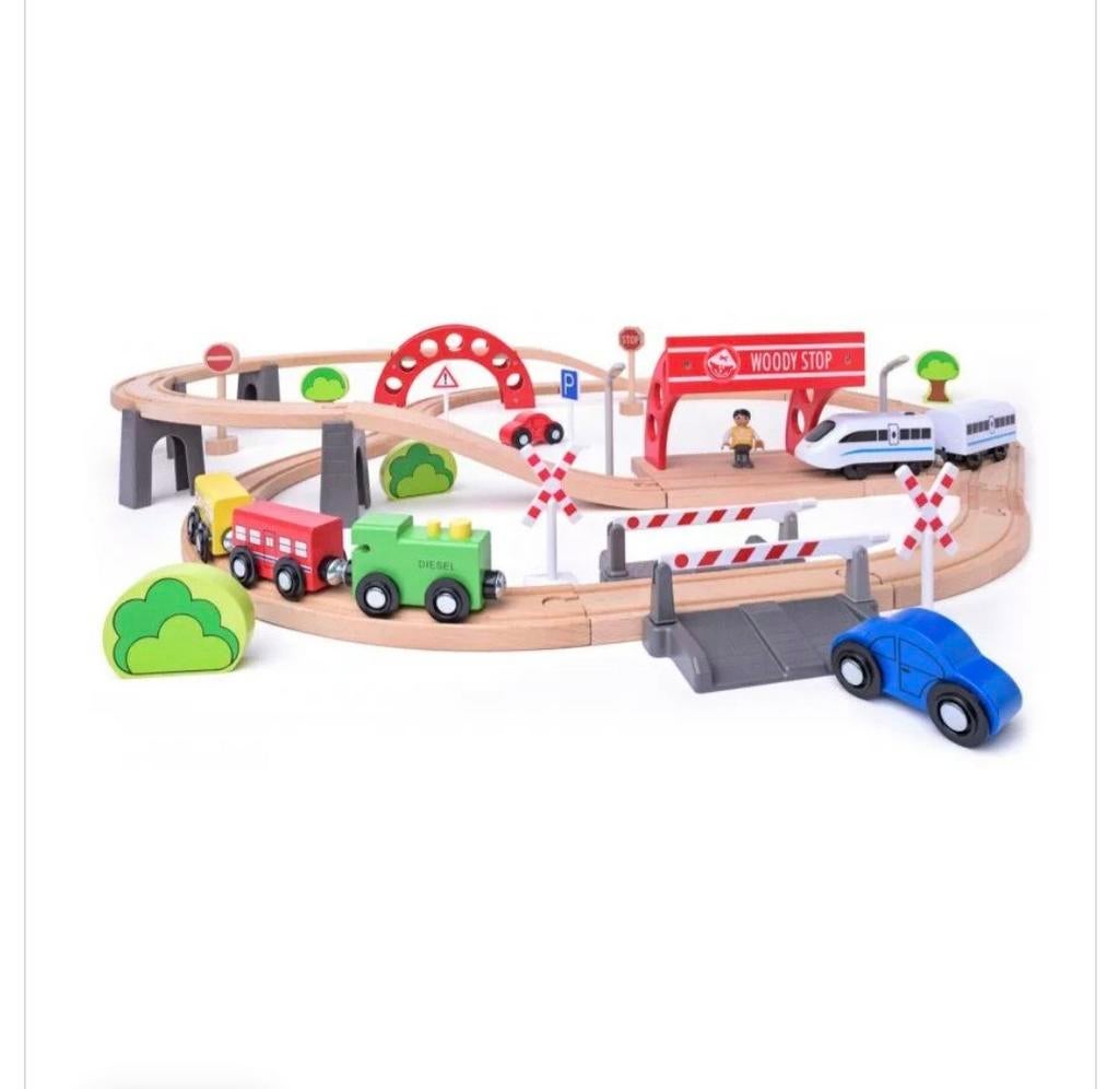 NIEUW Woody houten treinbaan 60-delig elektrisch locomotief, Ophalen of Verzenden, Nieuw
