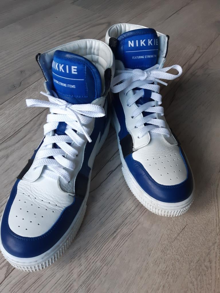 Nikkie Livia sneakers - helemaal leder- maat 41, Kleding | Dames, Schoenen, Ophalen of Verzenden, Zo goed als nieuw, Wit, Sneakers of Gympen