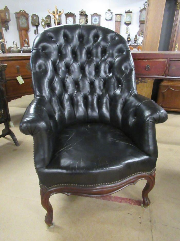 Oer 11128 vintage donkerblauw leren Engelse fauteuil, Huis en Inrichting, Fauteuils, Ophalen, Gebruikt, Leer