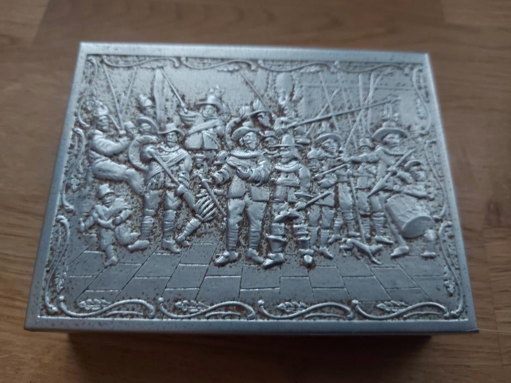 Verzilverd sigarenkistje, Ophalen of Verzenden, Gebruikt, Overige typen