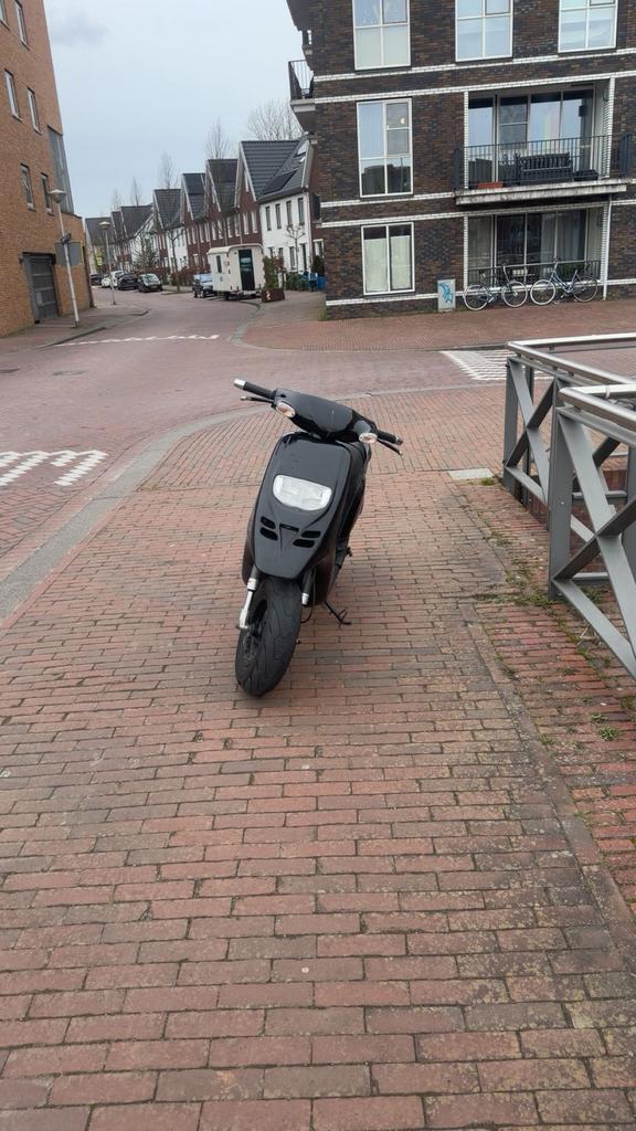 Typhoon 70cc, Fietsen en Brommers, Snorfietsen en Snorscooters, Zo goed als nieuw, Tweetakt, Ophalen of Verzenden