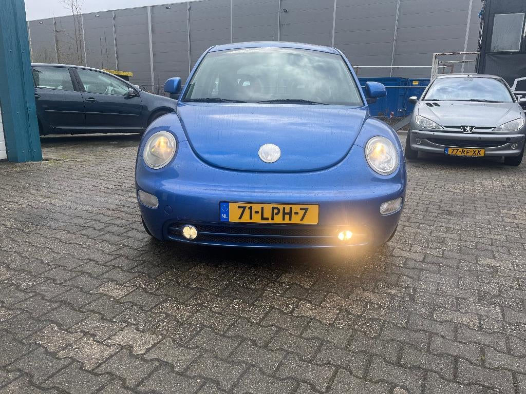 Volkswagen Beetle (Kever) 2.0 85KW 1999 Blauw, Beetle (Kever), 4 cilinders, 1984 cc, 11 km/l